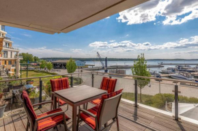 Müritzoase - Elegantes Apartment mit Infrarot-Kabine & Müritzblick, Waren / Müritz